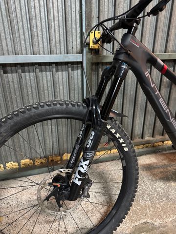 Used Intense TRACER 29 PRO 2023 2023 Mountainbike, Black, 29 — image 6 of 7
