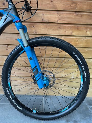 Used Cube Reaction 29 Carbon, Shimano XT, Marvel Expert, Grösse L 2018 Mountainbike, Black — image 3 of 18