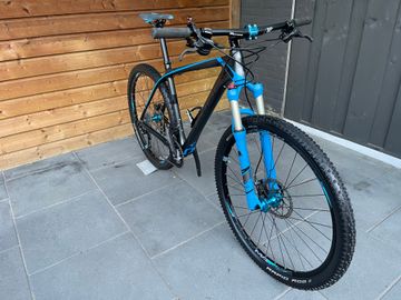 Used Cube Reaction 29 Carbon, Shimano XT, Marvel Expert, Grösse L 2018 Mountainbike, Black — image 11 of 18
