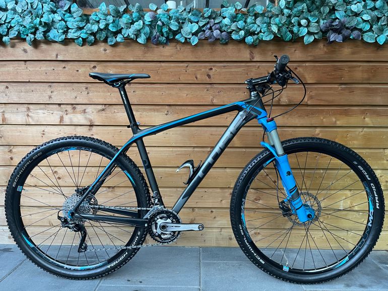 Used CUBE Cube Reaction 29 Carbon, Shimano XT, Marvel Expert, Grösse L 2018 Mountainbike, Schwarz — image 1 of 18