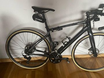 Używany Cannondale Synapse Carbon 3 L 2023 2023 Road & Gravel — zdjęcie 2 z 7
