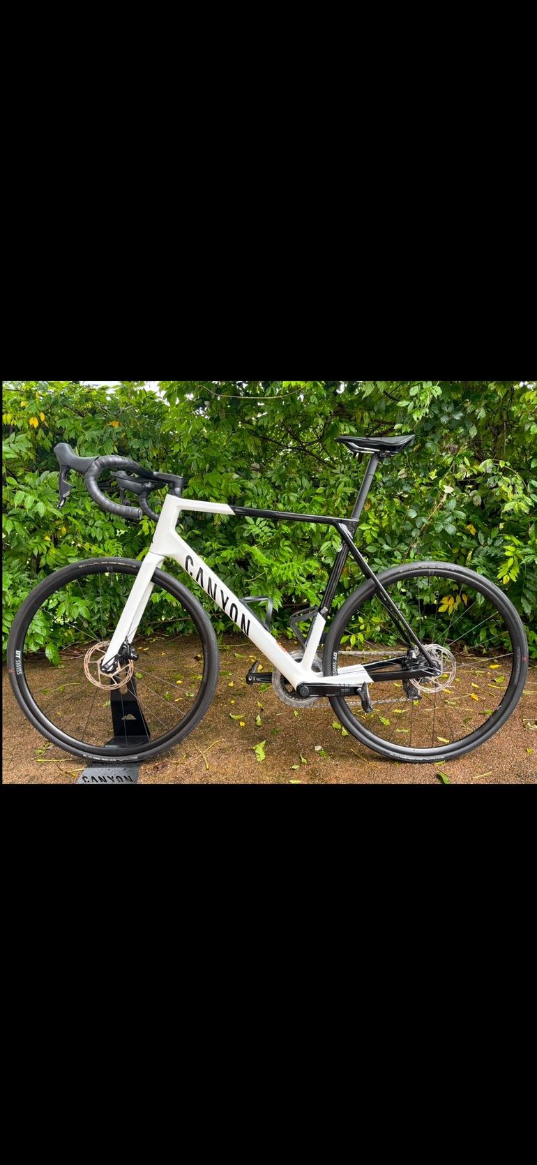 Used Canyon Ultimate CF SL 7 AXS 2024 2024 Road & Gravel, White — image 2 of 4