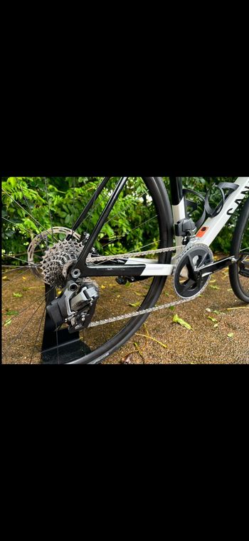 Used Canyon Ultimate CF SL 7 AXS 2024 2024 Road & Gravel, White — image 4 of 4
