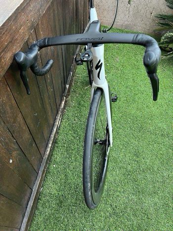 Used Specialized Tarmac SL8 Pro - Ultegra Di2 2025 2025 Road & Gravel, White — image 3 of 4