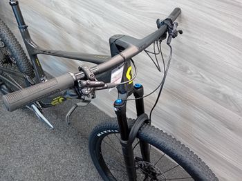 Used Scott Spark RC Team Issue TR 2024 2024 Mountainbike, Black, 29 — image 5 of 5
