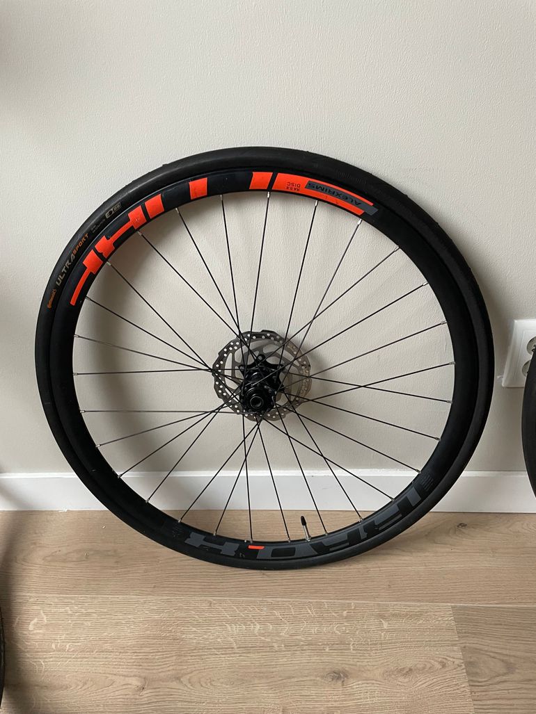 Used CUBE ATTAIN SL Disc 2019 2019 Road & Gravel, Hellgrau — image 4 of 12