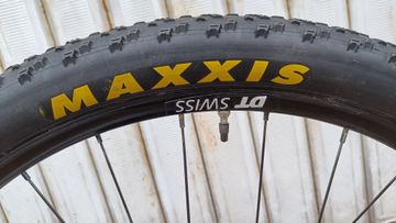 Niner SIR 9 29 4-Star 2018 2018 Mountainbike usato, Grigio chiaro — immagine 32 di 36
