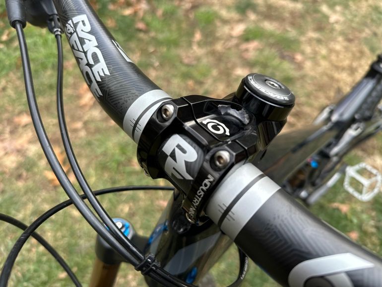 Used Devinci Devinci/raceface pro team build 2020 Mountainbike — image 13 of 14