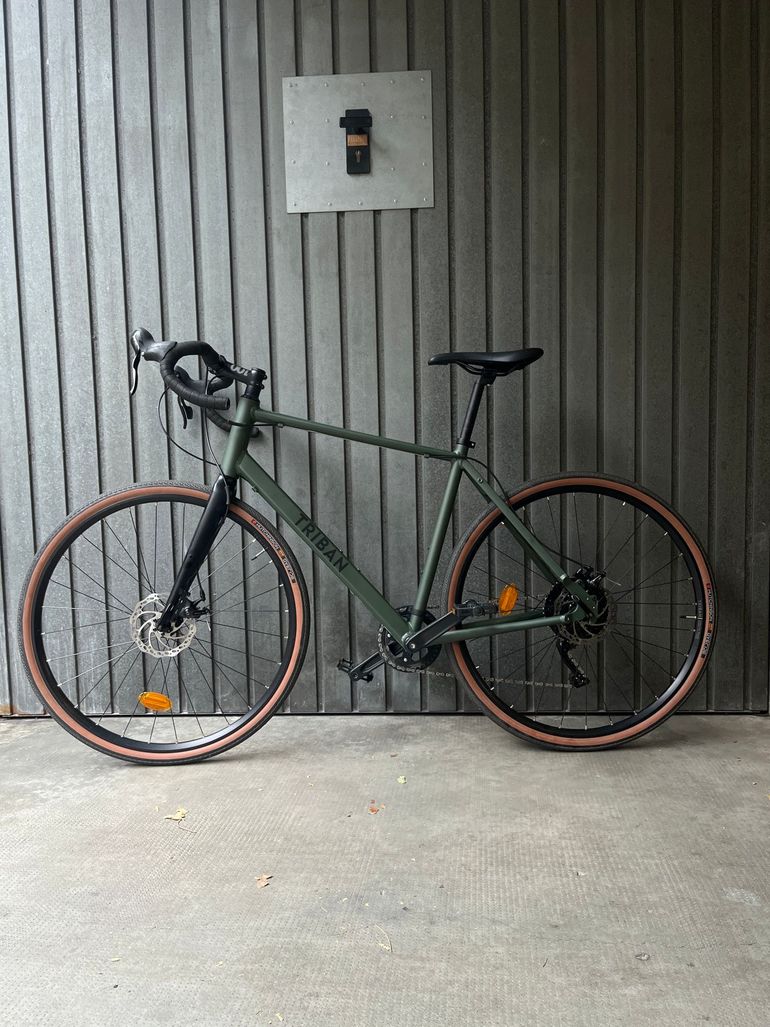 Used TRIBAN Gravel Bike GRVL 120 2024 2024 Road & Gravel, Verde — image 2 of 8