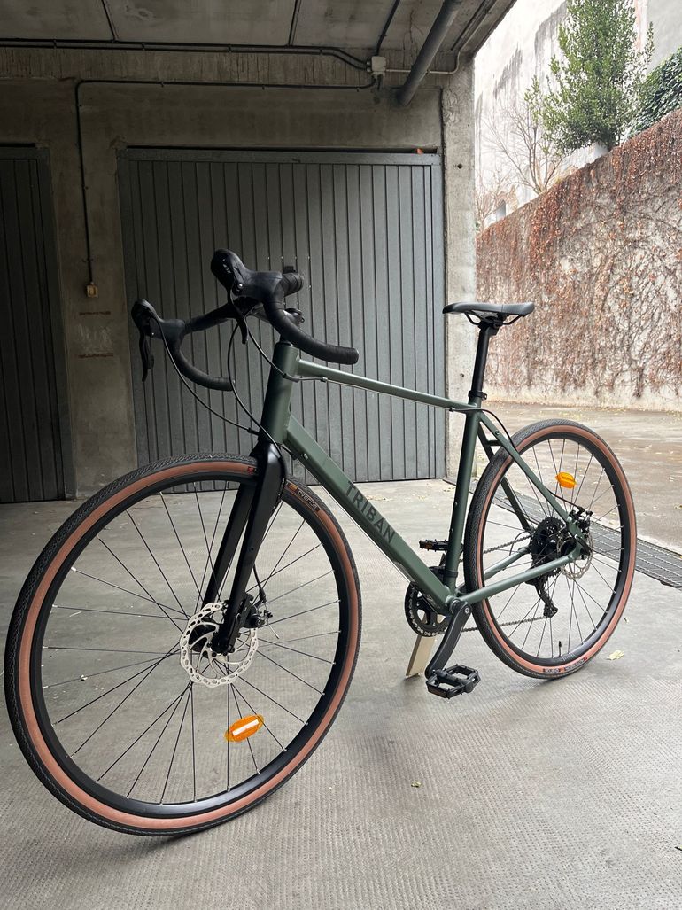 Used TRIBAN Gravel Bike GRVL 120 2024 2024 Road & Gravel, Verde — image 6 of 8