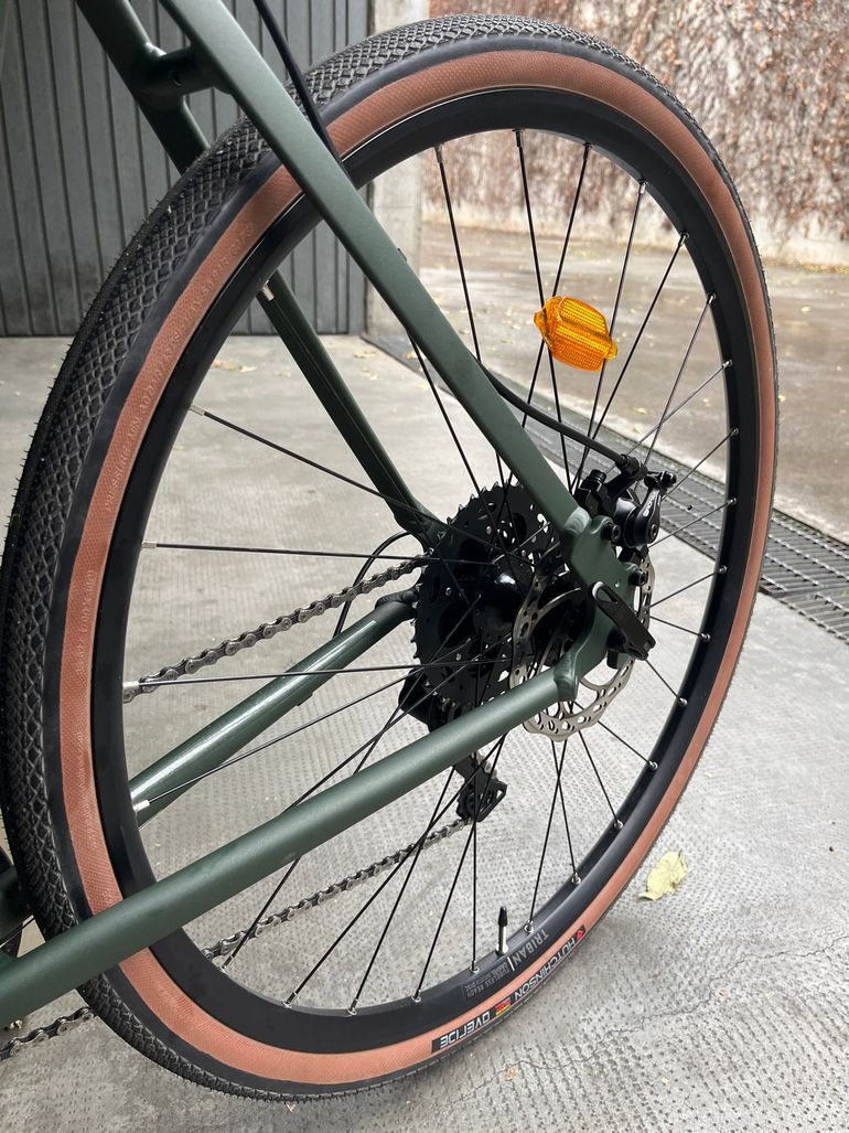 Used TRIBAN Gravel Bike GRVL 120 2024 2024 Road & Gravel, Verde — image 8 of 8
