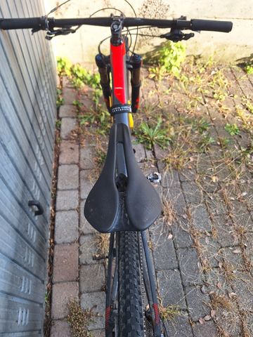 Orbea OIZ M10 TR 2020 2020 Mountainbike usato, Grigio chiaro — immagine 11 di 11