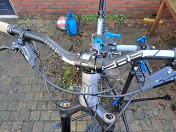Tweedehands Bird Aeris AM9 SRAM Eagle 2020 2020 Mountainbike — afbeelding 6 van 8
