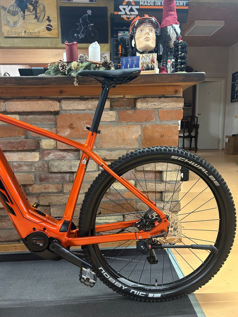 Używany KTM MACINA TEAM 793 2023 2023 Mountainbike — zdjęcie 5 z 11