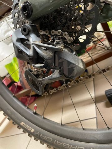 Gebrauchtes Specialized Stumpjumper Expert 2021 Mountainbike, Grün — Bild 4 von 6