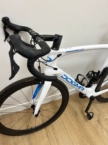 Używany Pinarello DOGMA F10 2021 Road & Gravel — zdjęcie 4 z 7