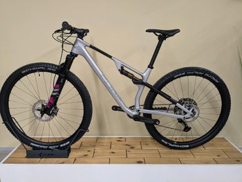 Used CUBE AMS ZERO99 C:68X RACE 29 2024 2024 Mountainbike, Light Gray, 29 — image 13 of 18