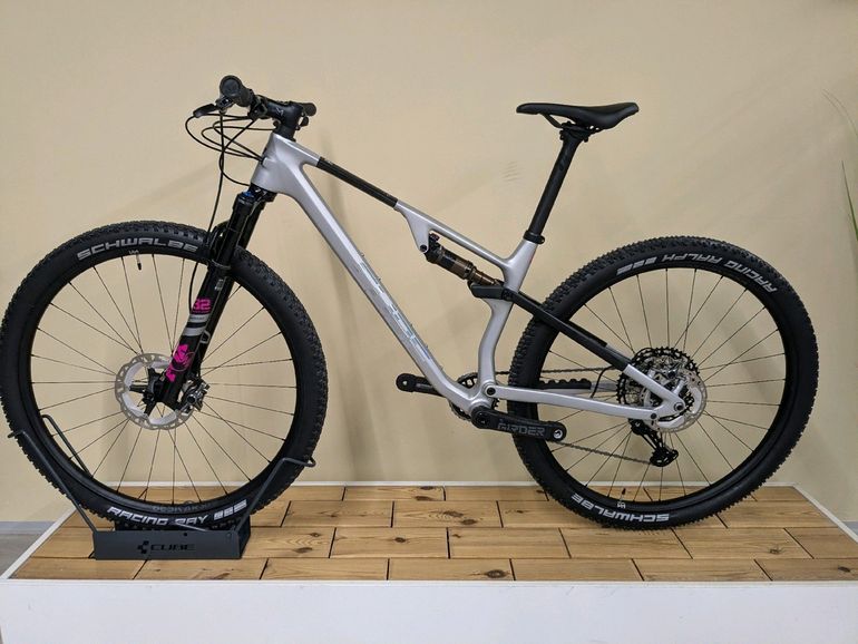 Used CUBE AMS ZERO99 C:68X RACE 29 2024 2024 Mountainbike, Light Gray, 29 — image 13 of 18