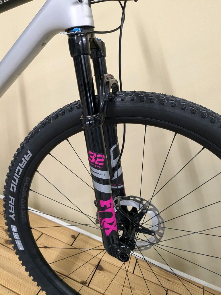 Used CUBE AMS ZERO99 C:68X RACE 29 2024 2024 Mountainbike, Light Gray, 29 — image 4 of 18