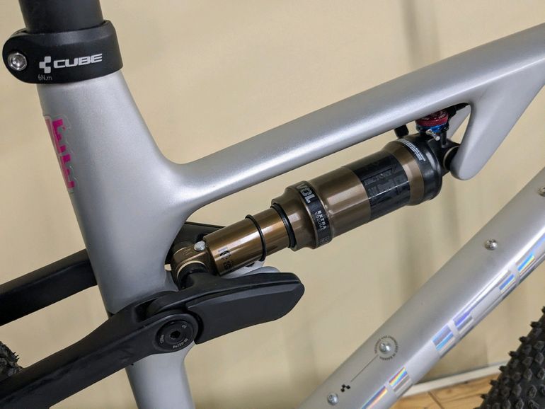 Used CUBE AMS ZERO99 C:68X RACE 29 2024 2024 Mountainbike, Light Gray, 29 — image 9 of 18