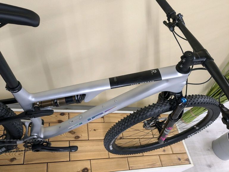 Used CUBE AMS ZERO99 C:68X RACE 29 2024 2024 Mountainbike, Light Gray, 29 — image 6 of 18