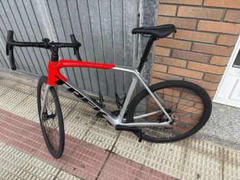 Trek Émonda SL 6 Di2 2024 Road & Gravel d'occasion — image 4 sur 6