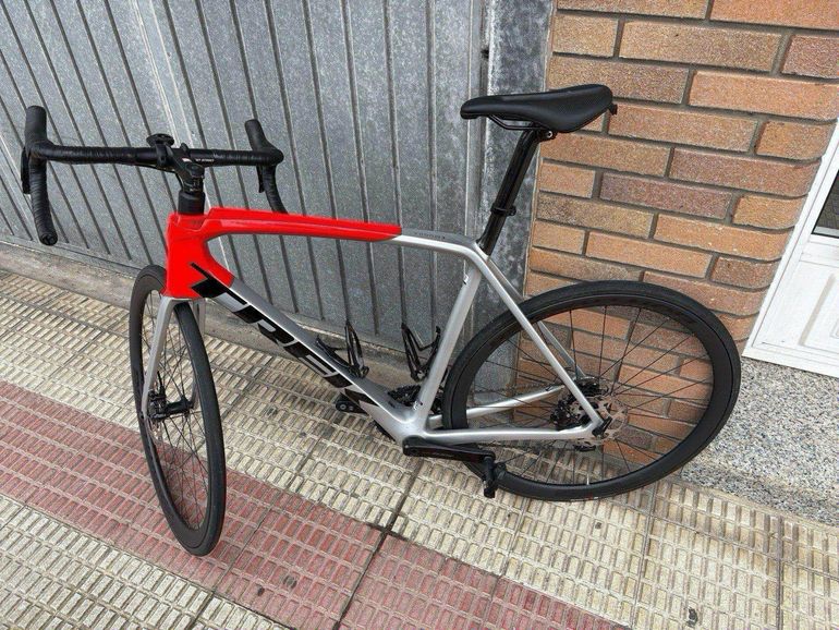 Trek Émonda SL 6 Di2 2024 Road & Gravel d'occasion — image 4 sur 6