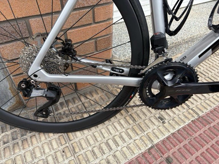 Trek Émonda SL 6 Di2 2024 Road & Gravel d'occasion — image 3 sur 6
