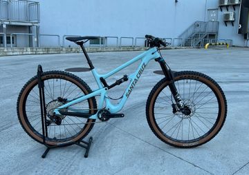 Brugt Santa Cruz Hightower LT R / Carbon C / 29 2019 2019 MTB