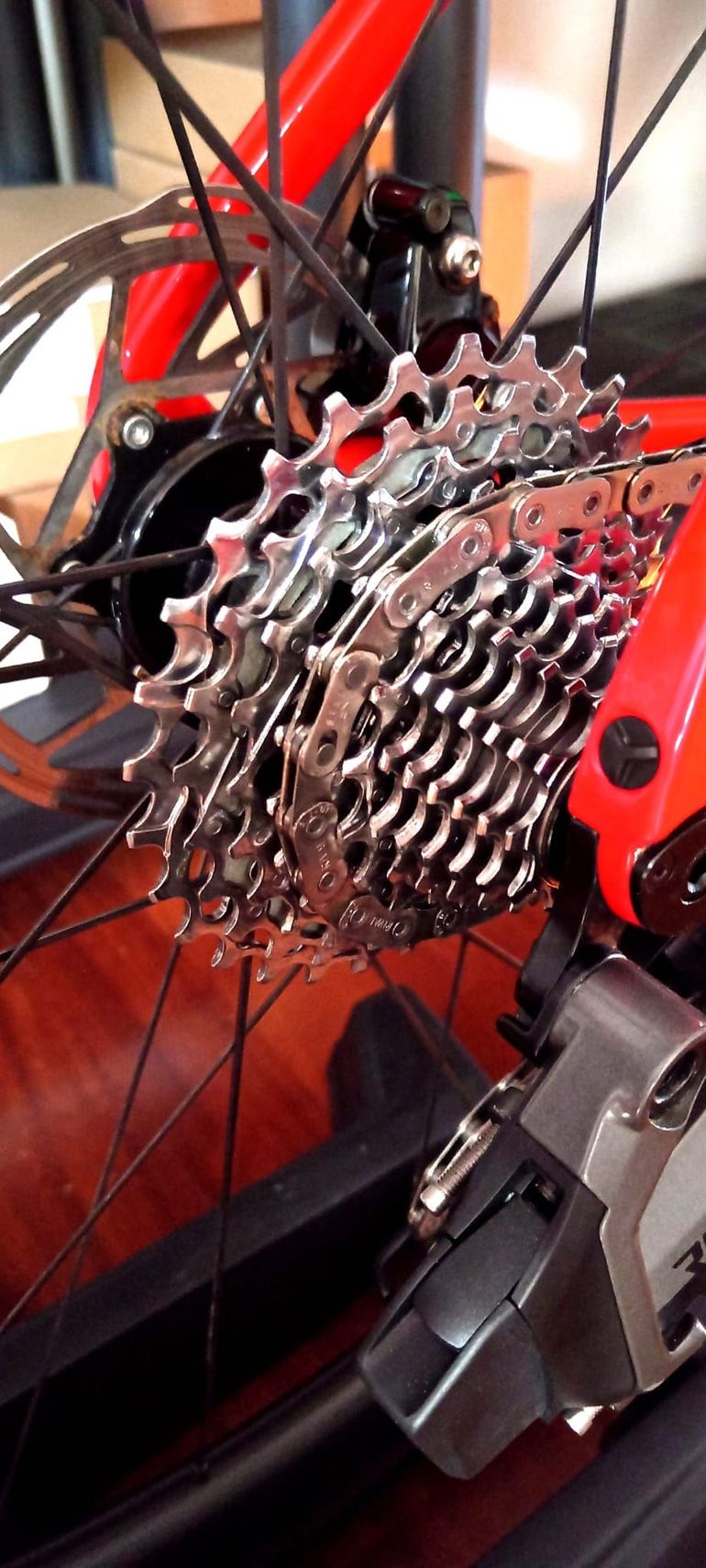 Used Giant Propel Advanced Pro 1 2024 2024 Road & Gravel, Red — image 3 of 3