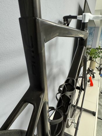 Used BMC TEAMMACHINE SLR01 Masterpiece Sram Red 2025 Road & Gravel, Black — image 6 of 12