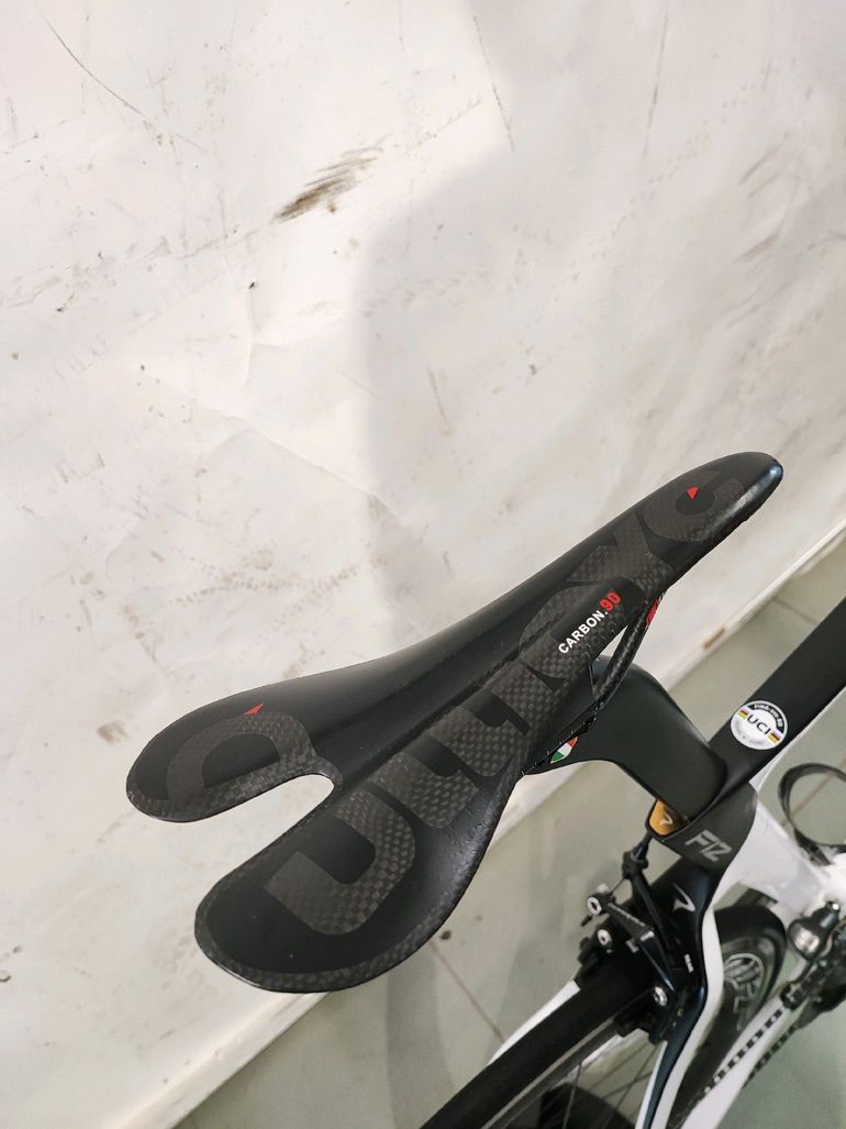Used Pinarello F12 RIM BRAKE 2021 Road & Gravel, White — image 6 of 16