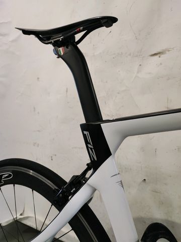 Used Pinarello F12 RIM BRAKE 2021 Road & Gravel, White — image 8 of 16