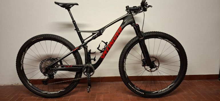 Specialized Epic Expert World Cup 2017 Mountainbike usato, Nero — immagine 7 di 15