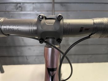 Giant TCR Advanced Pro Custom 2023 Road & Gravel usato, Rosso — immagine 7 di 8