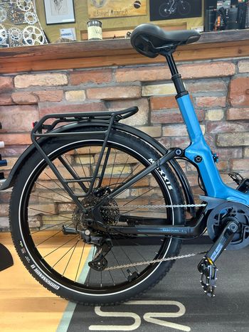 Used Victoria Parcours 4 2023 Mountainbike, Blue — image 2 of 11