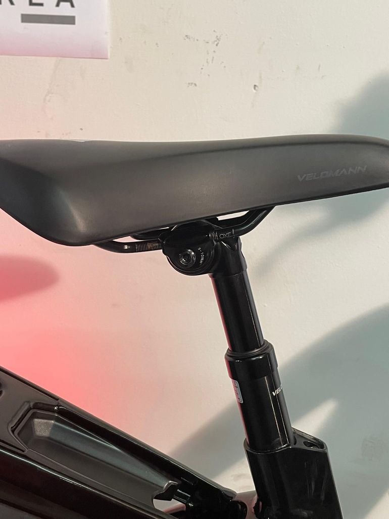 Used Bianchi e-Omnia T Type Step-Through Deore 2024 2024 2024 Urban — image 5 of 18