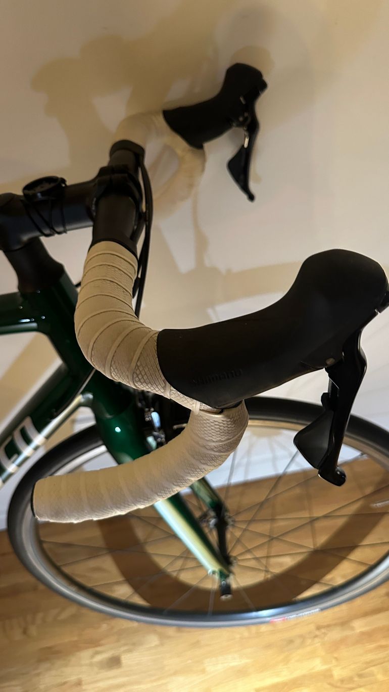 Used Specialized Allez Elite 2021 2021 Road & Gravel — image 2 of 9