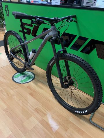 Merida BIG TRAIL 500 2024 2024 Mountainbike usato, Grigio chiaro — immagine 2 di 5