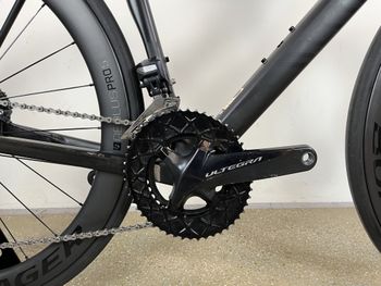 Used Canyon Ultimate CF SLX Disc 8.0 Di2 2019 Road & Gravel, Black — image 4 of 8