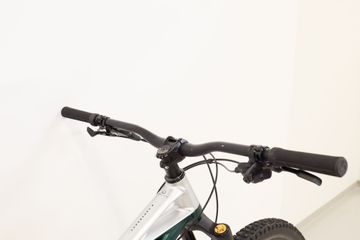 Used Mondraker SUPERFOXY R 2023 2023 Mountainbike, Light Gray, 29 — image 8 of 11