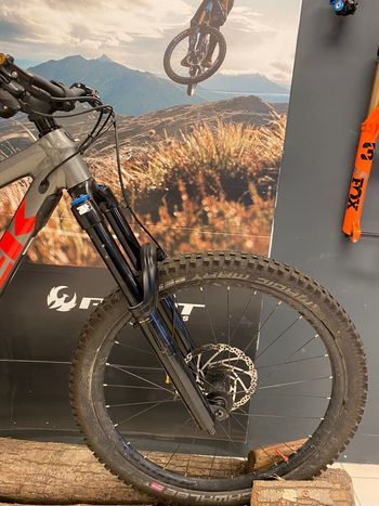 Brugt Trek Remedy 7 2019 2019 Mountainbike — billede 3 af 6