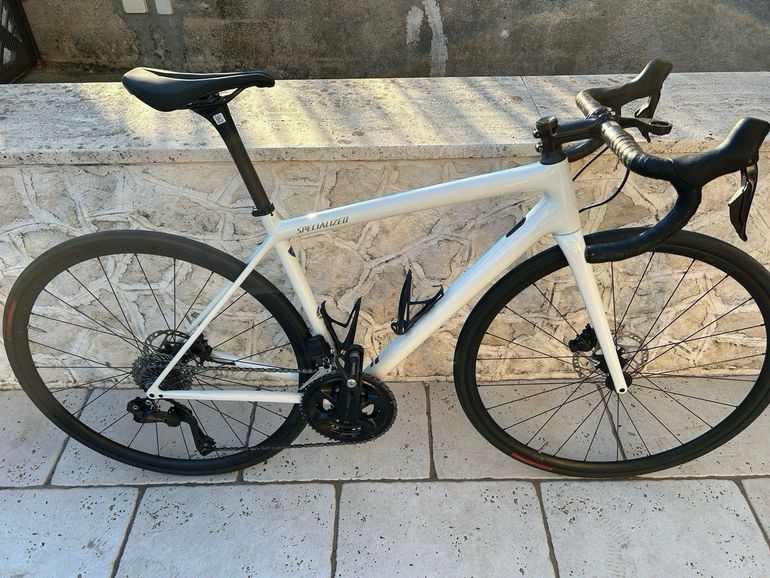 Specialized Aethos Comp - Shimano 105 Di2 2025 2025