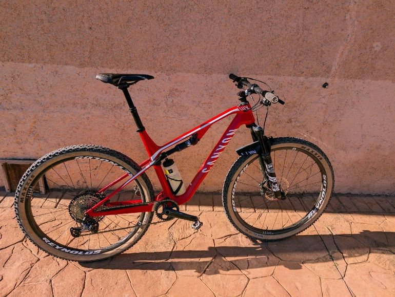 Gebrauchtes Canyon LUX Shimano Deore XT 2020 Mountainbike, Rot — Bild 3 von 6