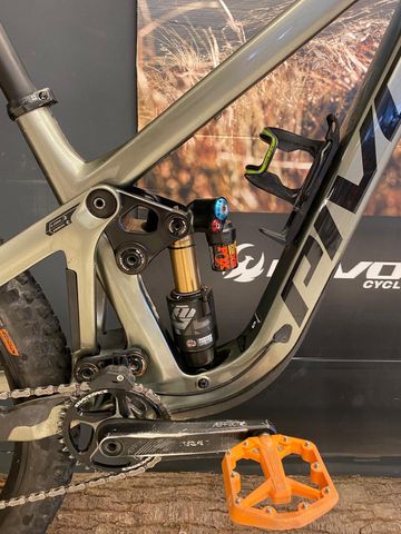 Used Pivot FIREBIRD Pro XT/XTR 2024 2024 Mountainbike, Black, 29 — image 3 of 5