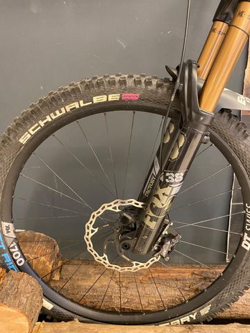 Used Pivot FIREBIRD Pro XT/XTR 2024 2024 Mountainbike, Black, 29 — image 4 of 5