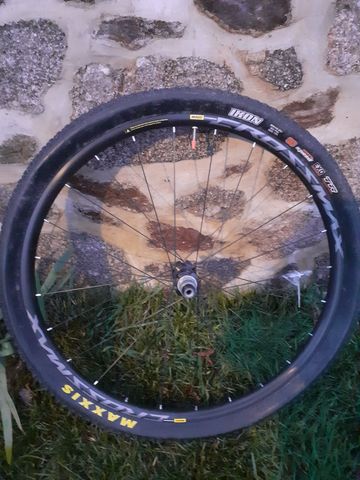 Orbea ALMA M15 2019 2019 Mountainbike usato, Nero — immagine 3 di 12