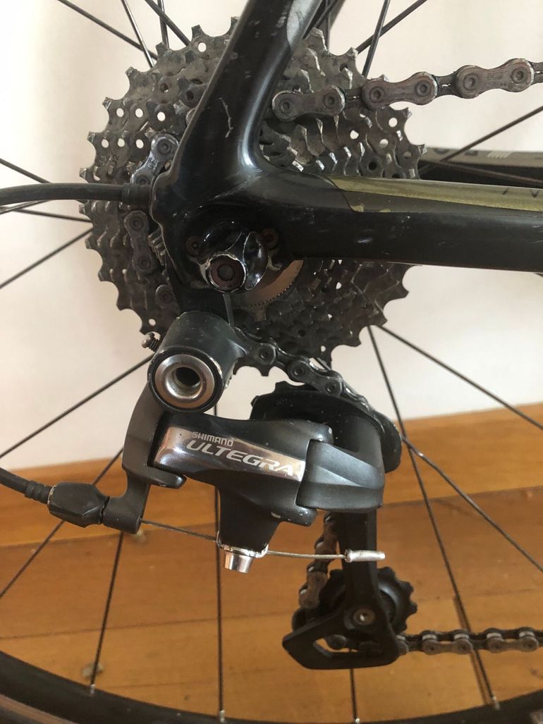 Used Trek Madone 5.2 H2 (Compact) 2013 2013 Road & Gravel — image 2 of 9