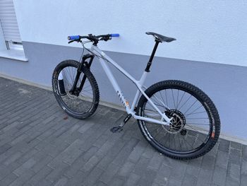 Used Canyon Stoic 3 2022 Mountainbike, Light Gray — image 3 of 6