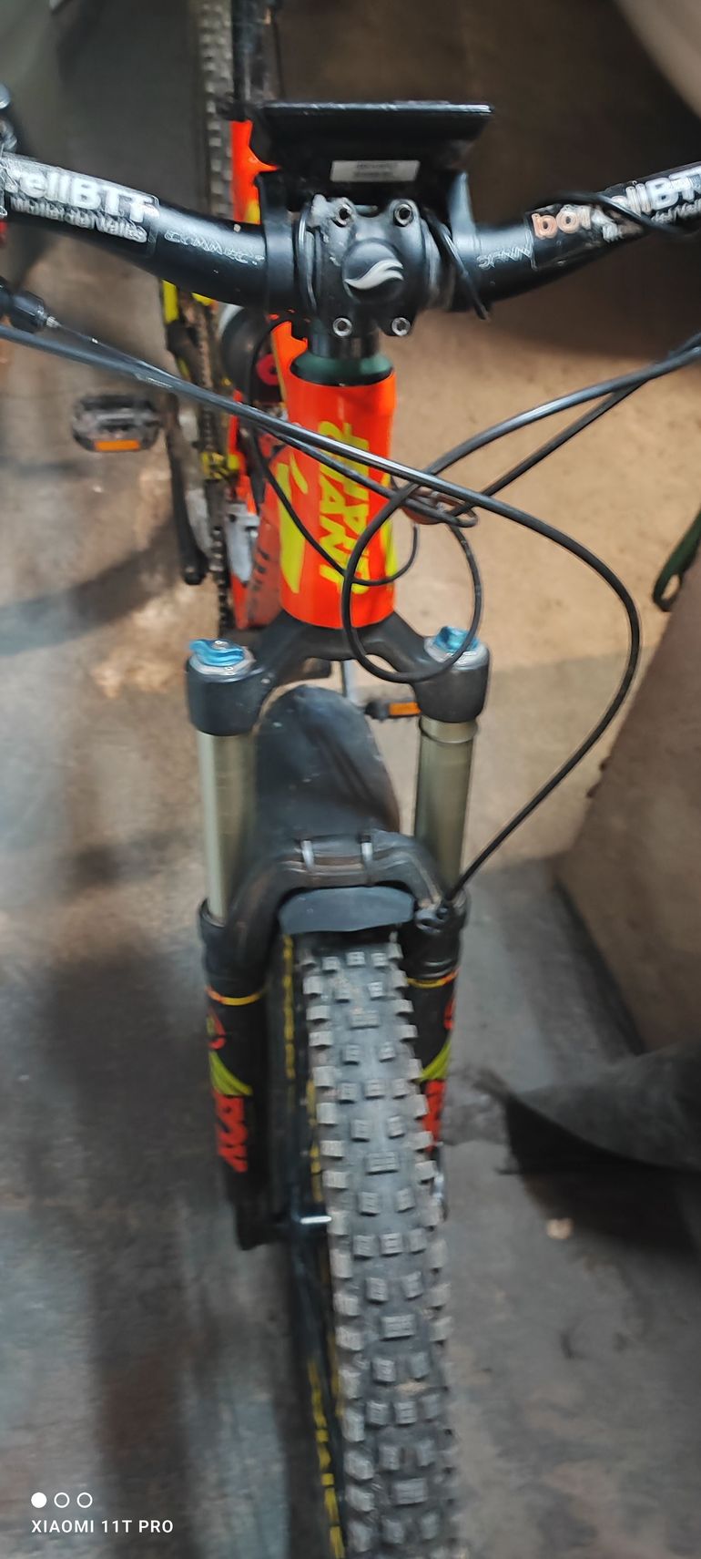 Used Giant Full-e+1 2016 Mountainbike, Orange — image 10 of 10
